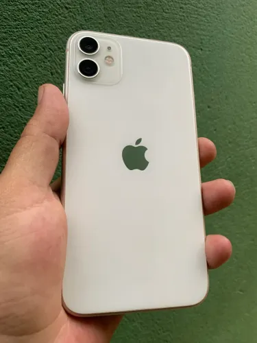 iPhone 11 128GB - Branco