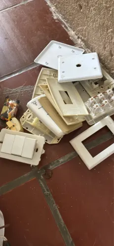 Vendo sobras de obra - parte elétrica