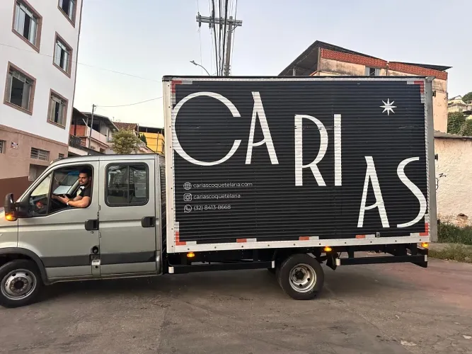 Iveco Daily 55C17 2013 Cabine Dupla + Baú Grande 7 Lugares