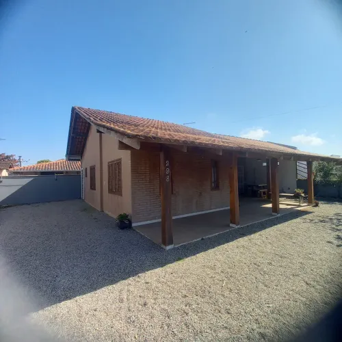 LINDA CASA NA BARRA ITAPOCU.