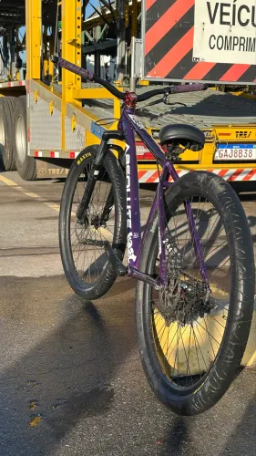 Bike Absolut nero 5