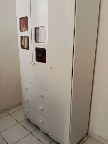 Guarda roupa infantil