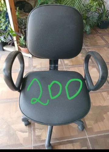 CADEIRA PRA SECRETÁRIA