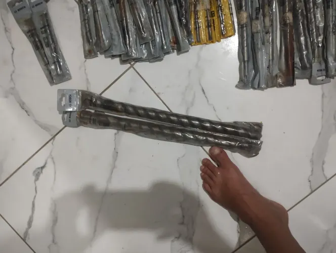Vendo blocas sds da Bosch novas de vários tamanhos ZAP *68