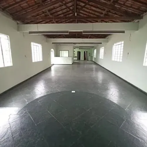 Imóvel Comercial para Venda em Ribeirão das Neves, Veneza, 1 dormitório, 2 banheiros, 3 va