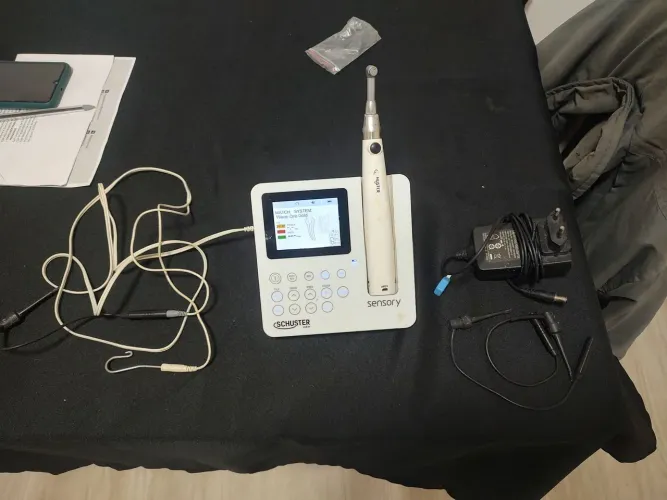 Motor endodôntico e localizador apical Schuster Sensory