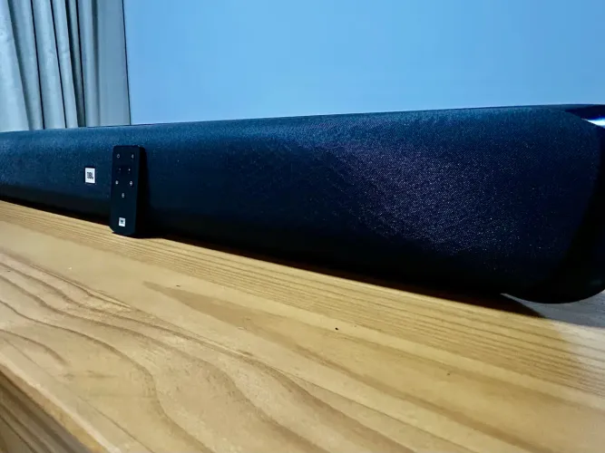 Soundbar JBL Cinema SB200 - 120W RMS com Bluetooth e Entrada Óptica