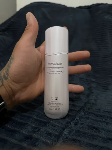 Dreamskin Care & Perfect da marca de luxo Christian Dior. 75 ml