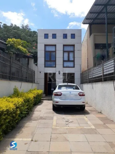 Predio para Venda - 180m², 0 dormitórios, 2 vagas - Cidade Baixa