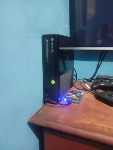 Xbox 360 super slim com 160 jogos!