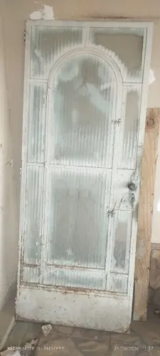 Porta ferro antiga 80x2,10