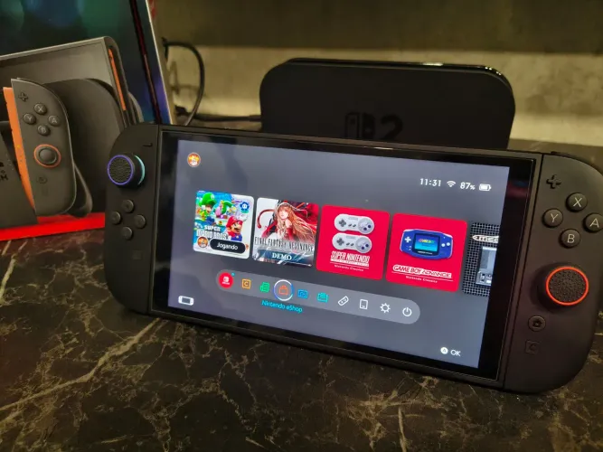 Nintendo Switch 2 + Película + Grips