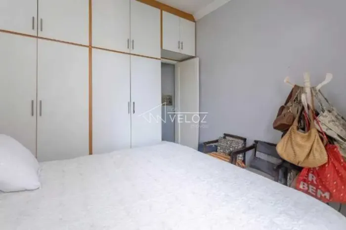 Apartamento - / Residencial / Flamengo