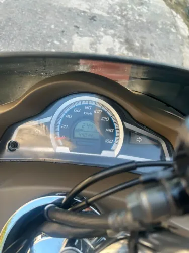 PCX em ótimo estado e revisada