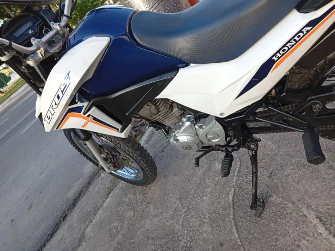 Bros nova 2024 único dono 