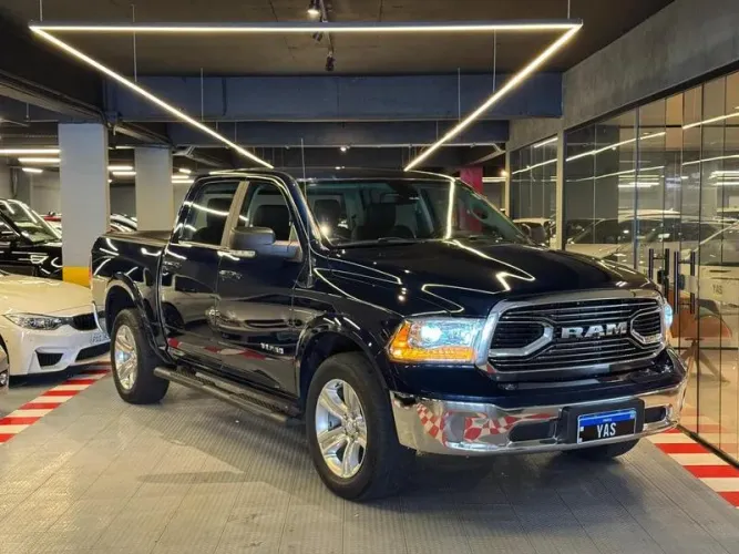 Ram Classic Laramie 5.7 V8 16V Gasolina 4X4 Aut. 2023
