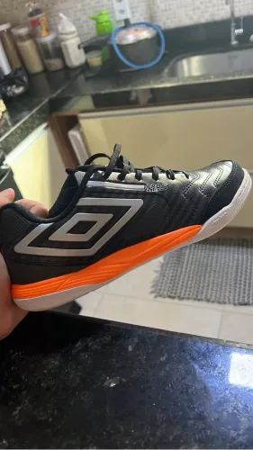 chuteira futsal umbro pro 5 bump club - Adulto