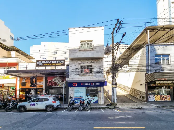 Sala comercial na principal rua do bairro São Mateus para venda