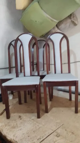 4 cadeiras  madeira Angelina reformadas