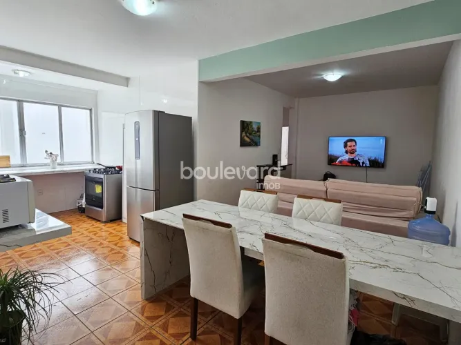 Apartamento de 3 Dormitórios | Barreiros | São José