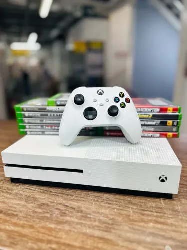 Xbox One S + Jogo | Loja Física | Entregamos em sua casa