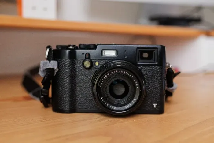 Câmera Fotográfica Fujifilm X100T + 2 Baterias Originais e Carregador