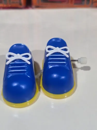 Brinquedos a corda anos 80