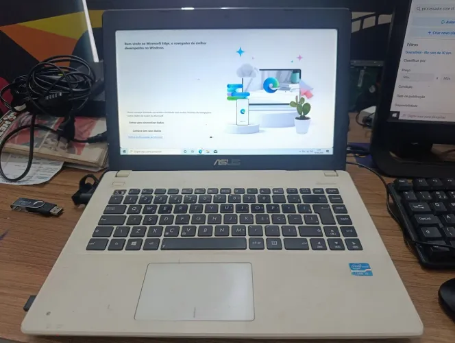 Notebook Asus core i3 4gb
