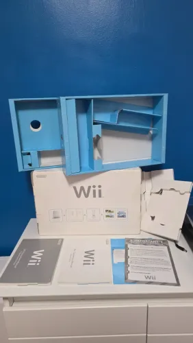 Caixa vazia original Nintendo Wii Sports + Resorts Branco + Manuais e Encartes