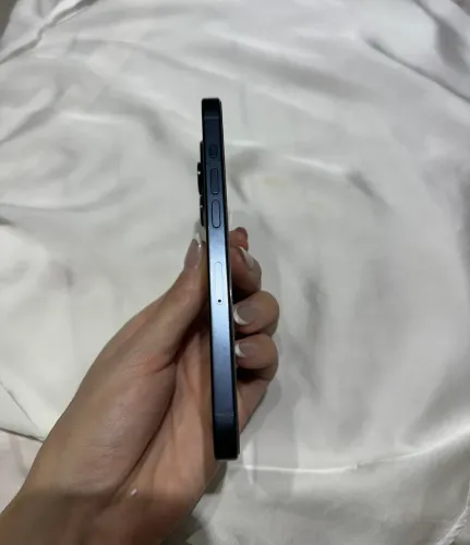 iPhone 15 pro 128gb 