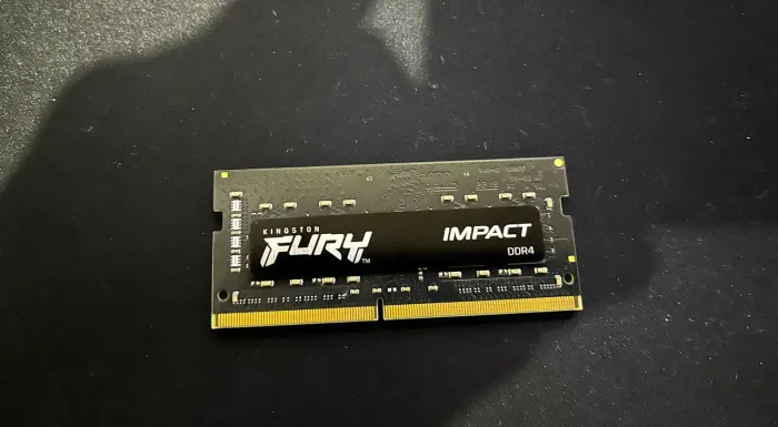 Memória RAM Kingston FURY Impact 8GB DDR4 3200MHz CL20 SODIMM (Notebook)
