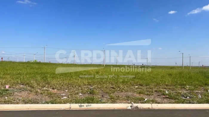 Terreno Padrão em São Carlos