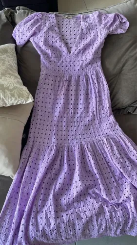 Vestido de laise lilás longo da Santa Dondoca