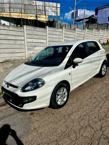 Fiat Punto Attractive Italia 1.4 F.flex 8V 5P 2016