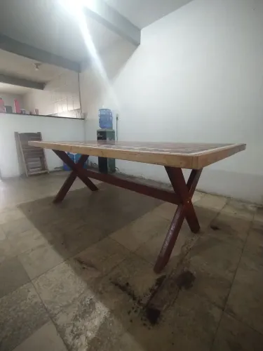 Pés de mesa em madeira Massaranduba
