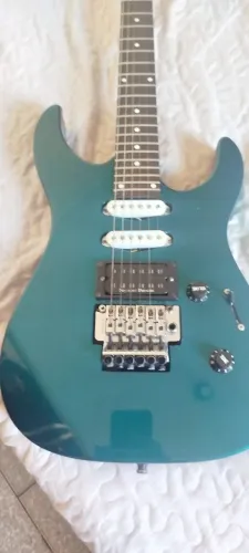 Guitarra Jackson performance tunada