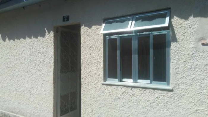 Casa com um quarto em Nilópolis.