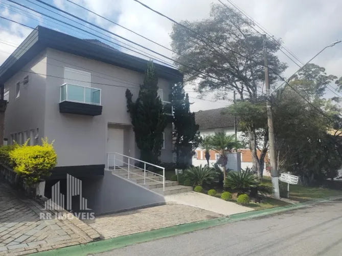RR8256 Casa 300m² CONDOMINIO RESIDENCIAL 4 - OPORTUNIDADE - 4 Suítes 4 Vagas - Santana de