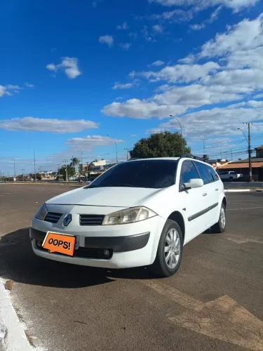 Renault Megane Grand Tour Dynam. Hi-flex 1.6 16V 2013
