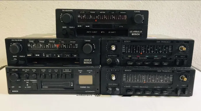 Rádio e Toca Fitas Bosch