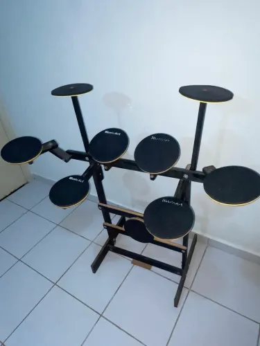 Bateria de estudo praticável.
