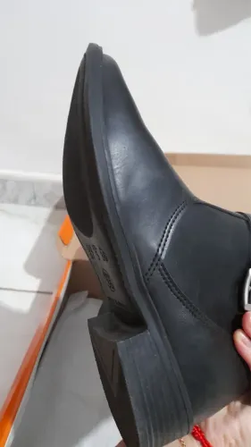 Bota em perfeito estado
