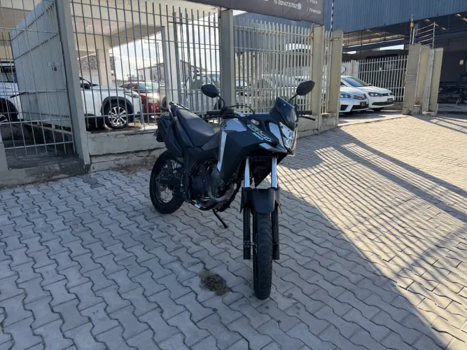 Honda Sahara 300 Ano 2024