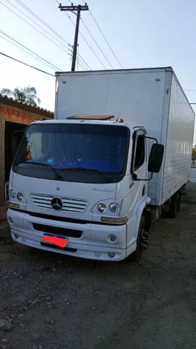 Mercedes Benz ACCELO 915 C - 2011 - completo