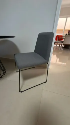 [USADO] Cadeira Sala De Jantar Anne Linho Cinza - Gran Belo