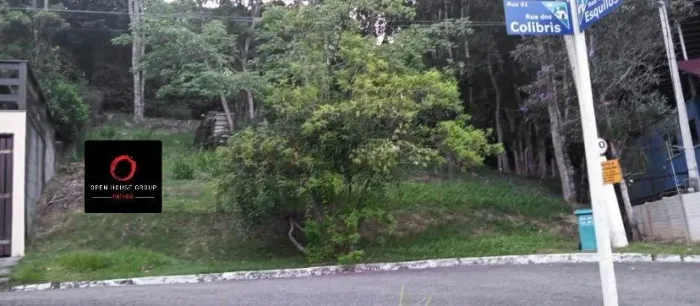 Open House vende- Terreno no condomínio Santo Antônio, 778m