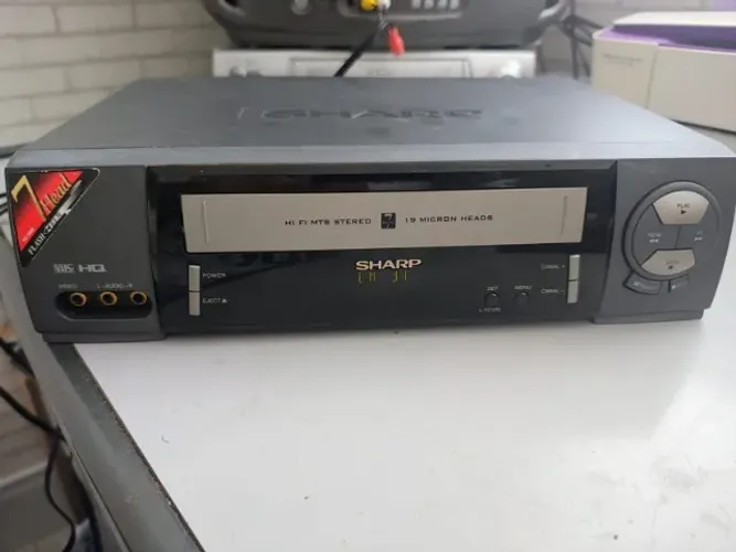 Video cassete Sharp VC 1899