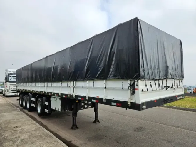 Carreta Graneleiro 4 Eixo Facchini Ano 22 13.5 x1.80 mts chapa Xadrez Sem pneus
