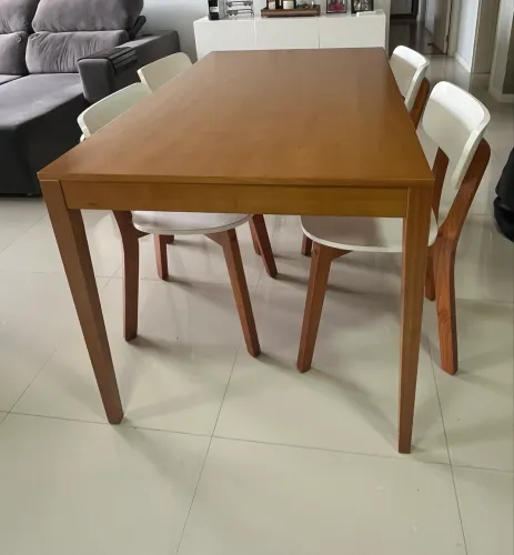 Mesa de jantar com 4 cadeiras madeira maciça tok stok