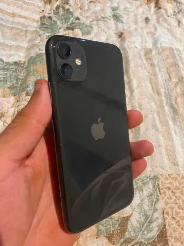 iPhone 11